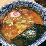 松戸富田麺業 - 熱々のつけ汁