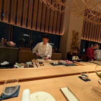 鮨 ラビス 大阪 ヤニック・アレノ - 