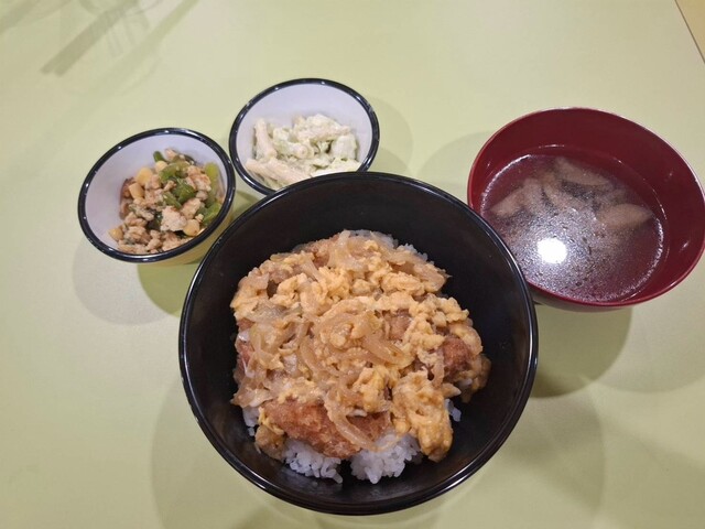 みんなのテーブル 秋田ノーザンゲートスクエア店 - 秋田（食堂）の写真