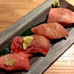 黒毛和牛タンとハラミ 焼肉龍 - 