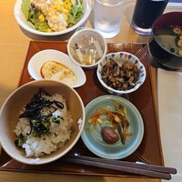 スカイグリルブッフェレストラン空桜 - 