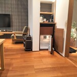 伊豆長岡 京急ホテル - 冷蔵庫フリーのお部屋。お水とお酒とビールでした。