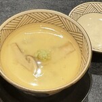 鮨 こん藤 - 鱧と松茸の茶碗蒸し