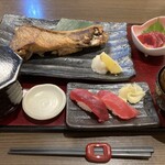 佐島水産 みなとみらいグランドセントラルテラス店 - 