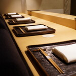 神楽坂 石かわ - カウンター