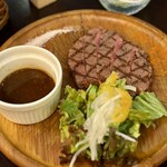 近江牛ステーキとがぶ飲みワイン ニクバルモダンミール - 