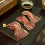 近江牛ステーキとがぶ飲みワイン ニクバルモダンミール - 