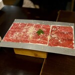 近江牛ステーキとがぶ飲みワイン ニクバルモダンミール - 