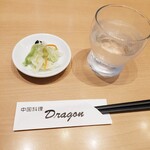 中国料理ドラゴン - 料理写真:このキャベツが美味しくここのお料理はいけるだろうなあと期待　