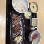 青葉苑 みのおキューズモール店 - 