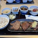 青葉苑 みのおキューズモール店 - 