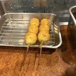 ひげ勝 - うずら