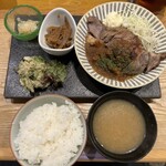 食堂でべこ。 - 