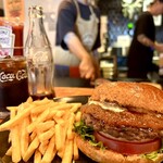 髙橋バーガー - 2025.10マンスリー 暴食ハバネロくんバーガー