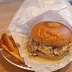 BurgerCafe honohono - デロリアンバーガー