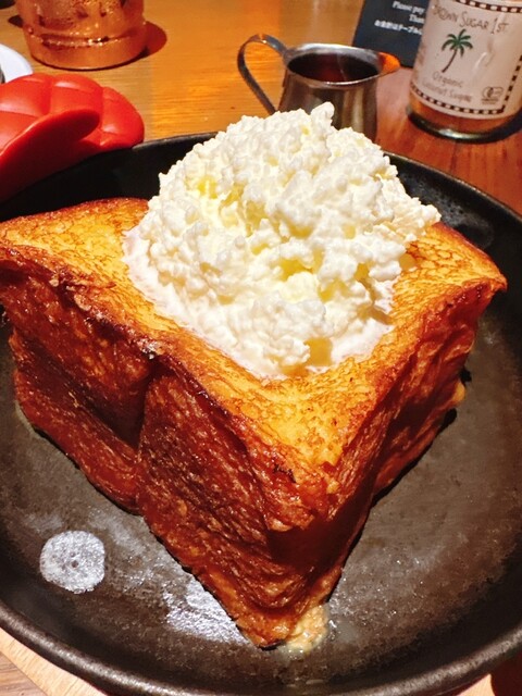 The TOWER TAVERN BAR & GRILL photo 2