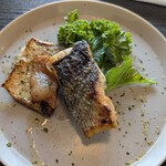 クアットロクオーリ - 鯛のラルド焼き　パリパリの皮に豚肉の味が○