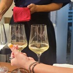里葉亭 - ②白ワインで乾杯♡