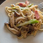 クアットロクオーリ - 醤油クリーム　クリーム感は０　焼きうどんみたいだった