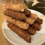 串かつ 玉家 - 串かつピラミッド<みそx6,ソースx4>