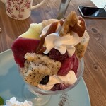 ロゼッタ - パフェトップ　いろんなジェラートが盛り盛りです