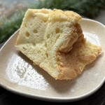 ロゼッタ - テイクアウトしたシフォンケーキ　バニラ　420円