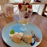 ロゼッタ - ちょっとずつパフェセット1480円　ドリンクが付きます