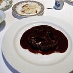 レストラン 代官山小川軒 - ビーフシチュー (ドゥミグラス demi-glace 煮込み)