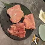 焼肉ゆとり - マジでうまいタン　とろけます。　あとは写真撮るの忘れました。