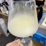 キャリカーズ トーキョー - 桃のマッコビ