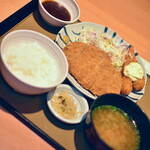 やよい軒 - 料理写真:ロースとんかつとエビフライの定食（１，１００円）２０２５年１０月