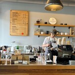 ヨコクラストアハウス - 食後、併設されたカフェへ！