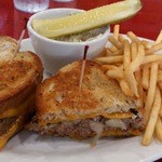 CJ's New York Style Delicatessen - Patty Melt 16$
