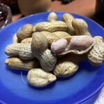 うなぎ割烹山田 - おおまさり湯で落花生