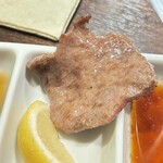 焼肉ホルモン はねいし - 