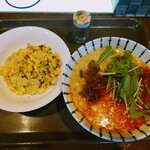 中国料理ふくふく - 料理写真:令和7年9月 ランチタイム(11:00〜13:30)
担々麺チャーハンセット 税込1100円