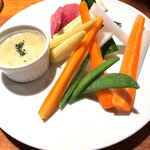 ガレット - バーニャカウダー　野菜もソースも美味しい