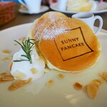 サニーパンケーキ - 