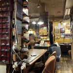 チタ - カルチャー店内