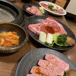 炭火焼肉やまと - 