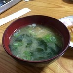 割烹 味とめ - おにぎり(についてたお味噌汁】