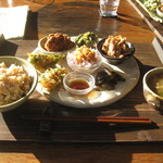 穀菜茶房 こと葉 - ランチプレート