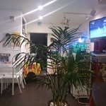 ジョルノ マヒナ - 明るい店内