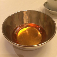 中国飯店 市ヶ谷店 - フィンガーボール
                
                ランチCコース@5400
                個室は¥4100のコース以上から。
                黒酢の酢豚は、美味しいが少し物足りない。
                北京ダックは残念でしょうがない。
                ただ、きのこと帆立の炒めのきのこは美味しい
