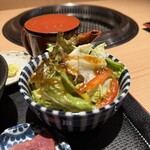 古民家焼肉 古登里 - サラダ付き