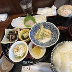 旬菜の味わい がら里 - 