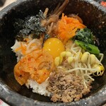 李朝園 - ハーフ石焼ピビンバ