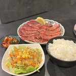 炭火焼肉 パクパク - 