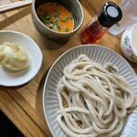 武蔵野うどん 五六 - 私のお気に入りピリ辛胡麻汁