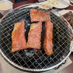炭火焼肉市場 済州家 本店 - 
